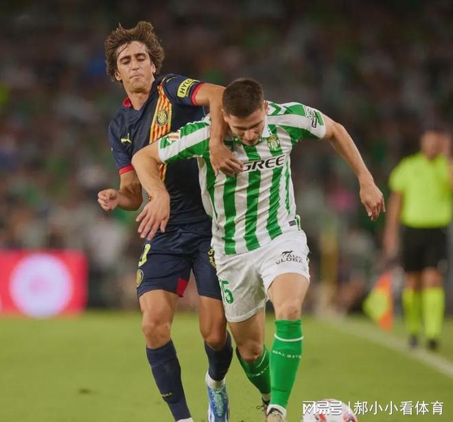 华体会-西甲清晨再迎强敌，阿贾克斯内部沟通，主帅态度：信心回归，心理建设被强调的简单介绍